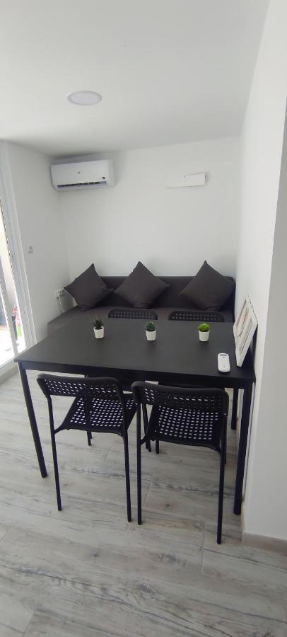 Train Station & Port Malaga In Apartment Екстериор снимка